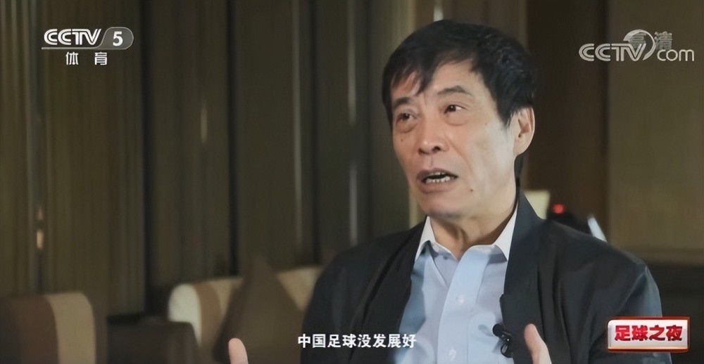 伸手到内裤里尽情揉搓
